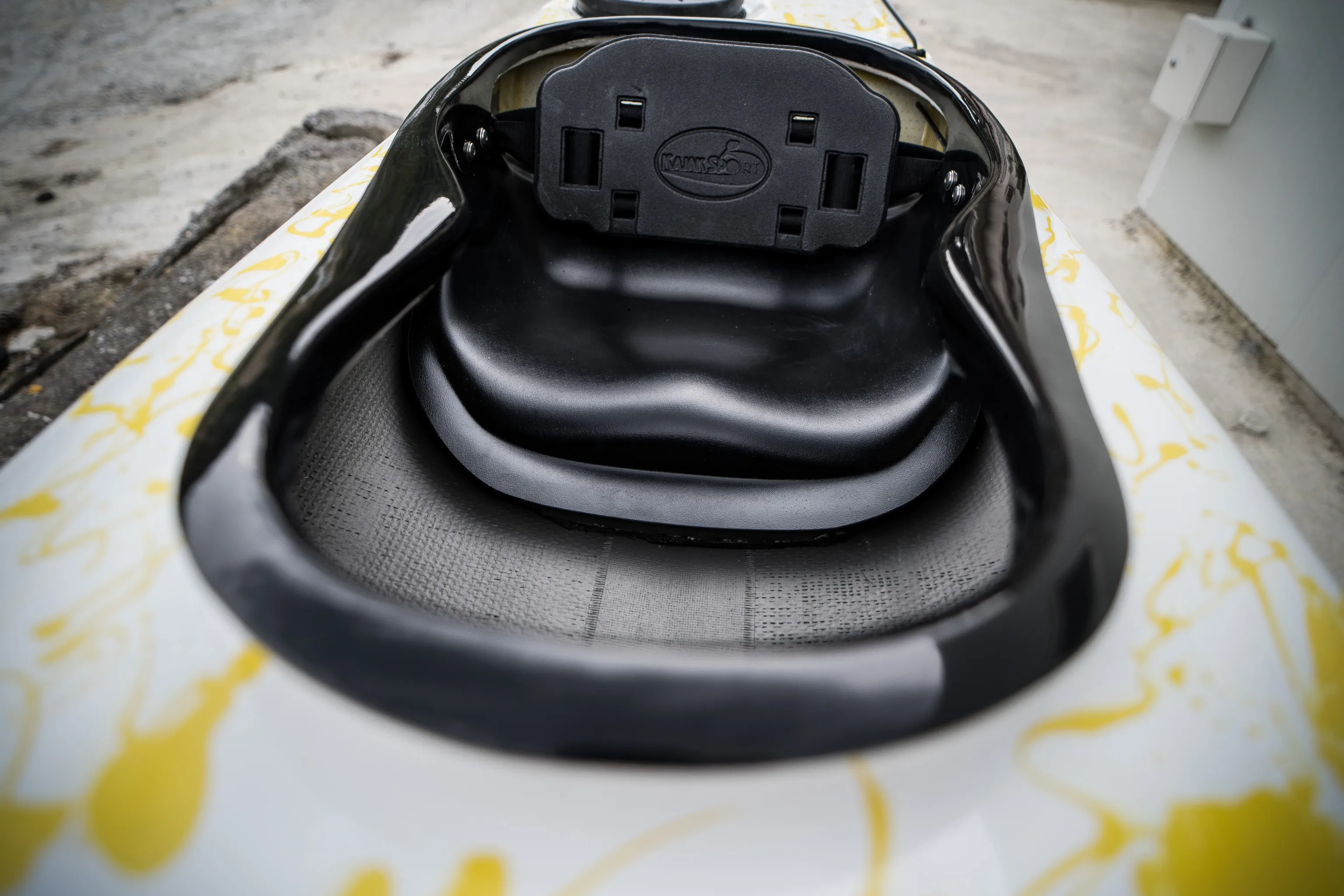Sea kayak seat