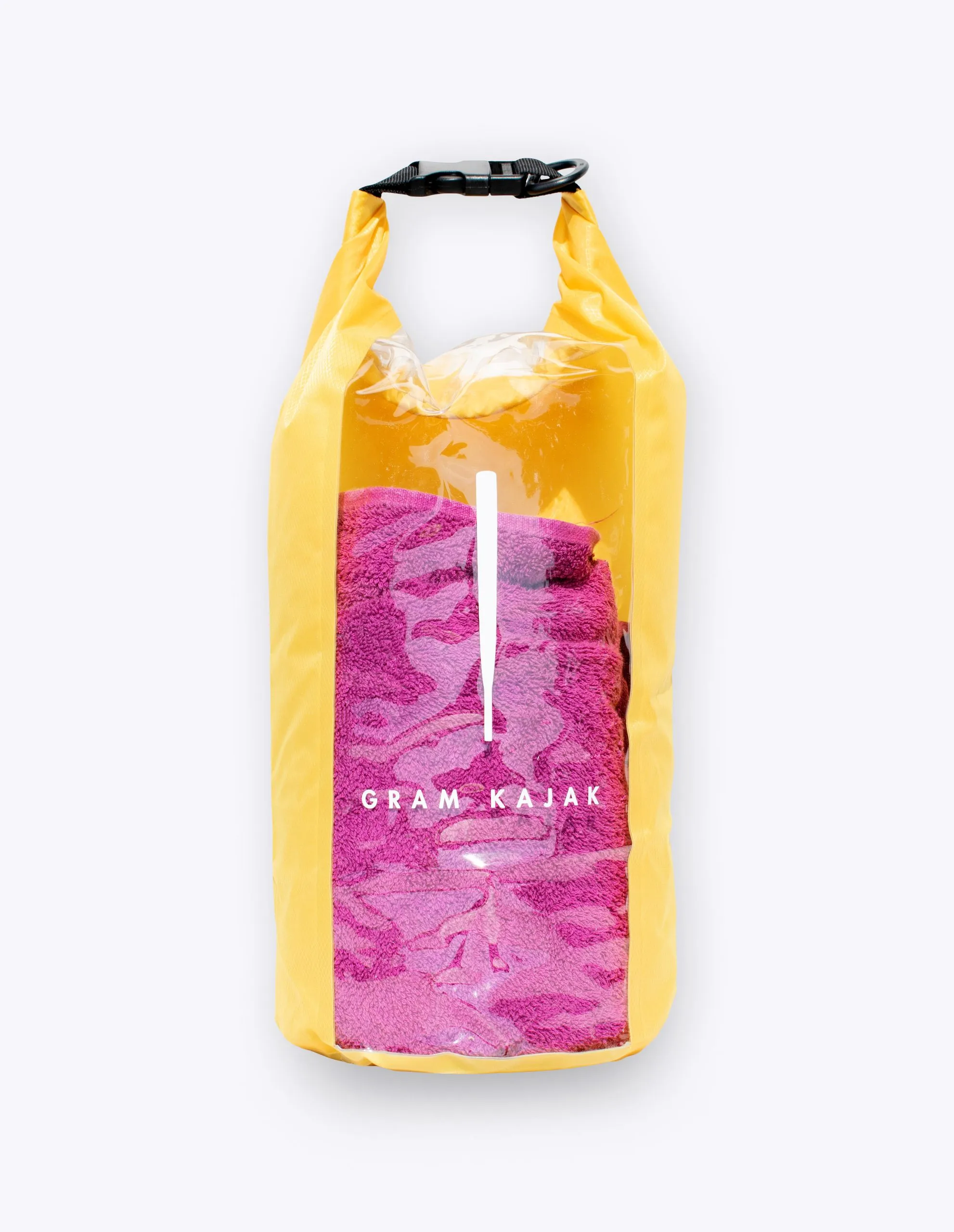 Dry bag with valve compression