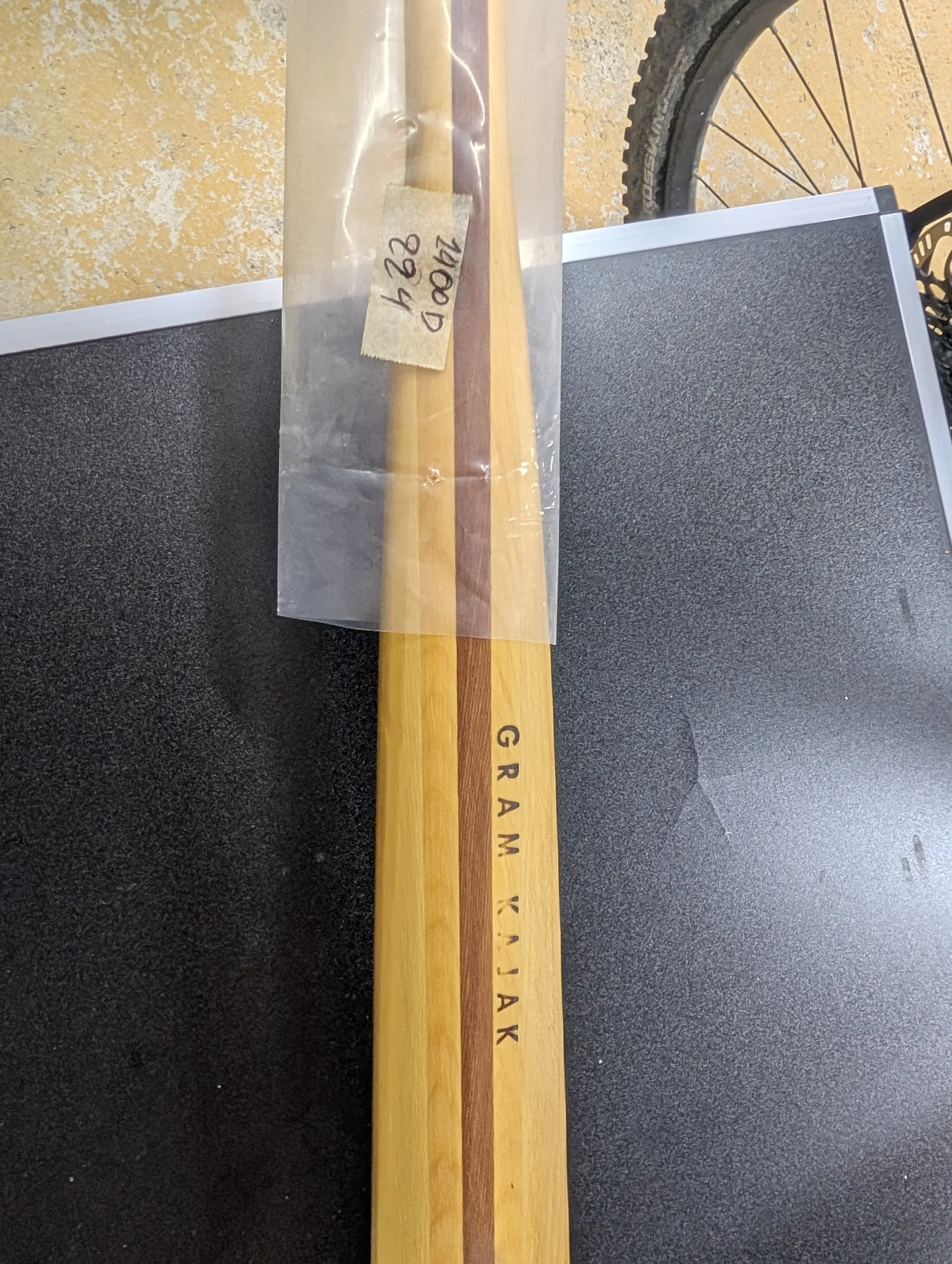 Gram 1400D Greenland Paddle